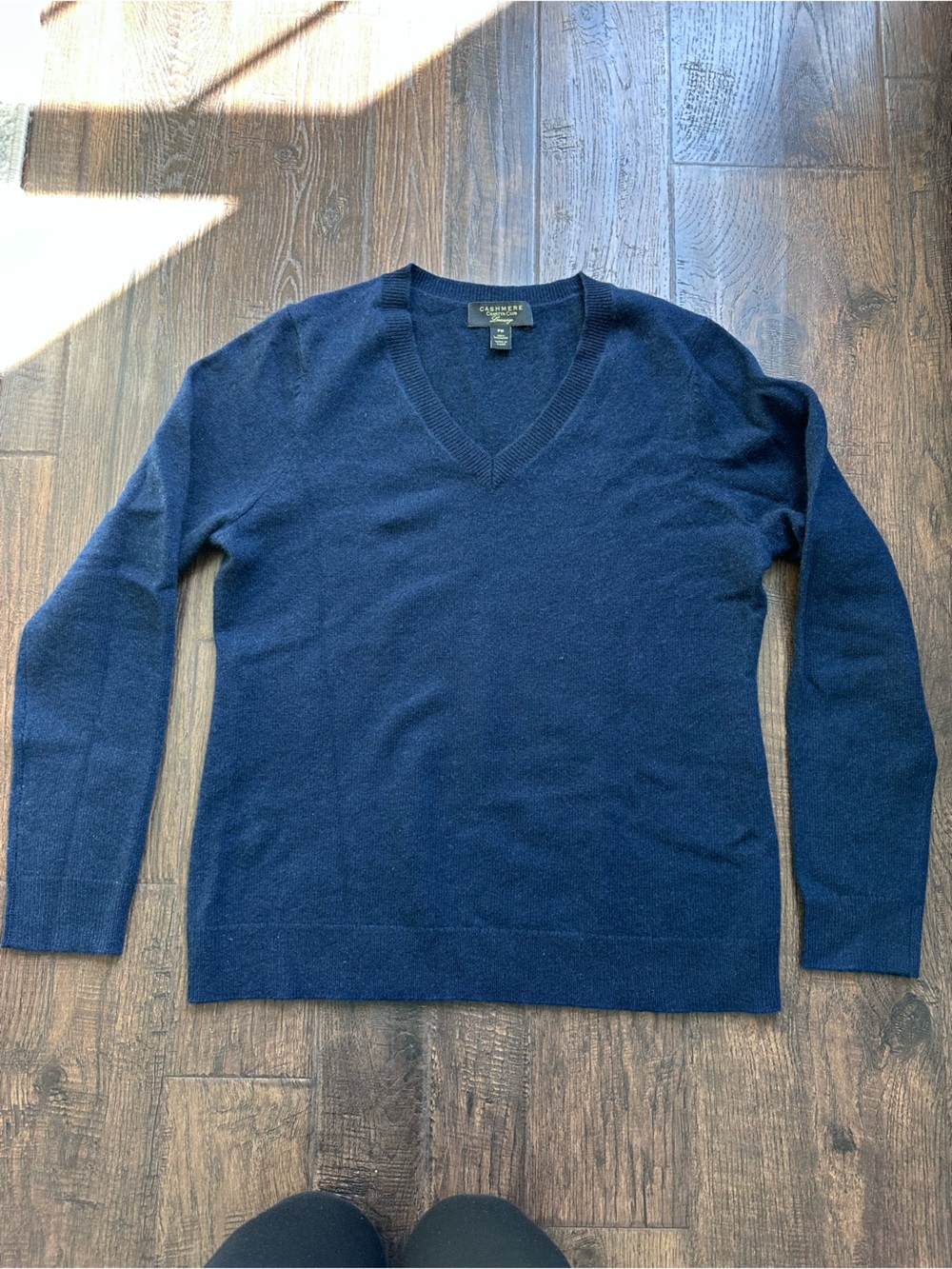 Charter Club Cashmere Women’s Navy V-Neck Sweater